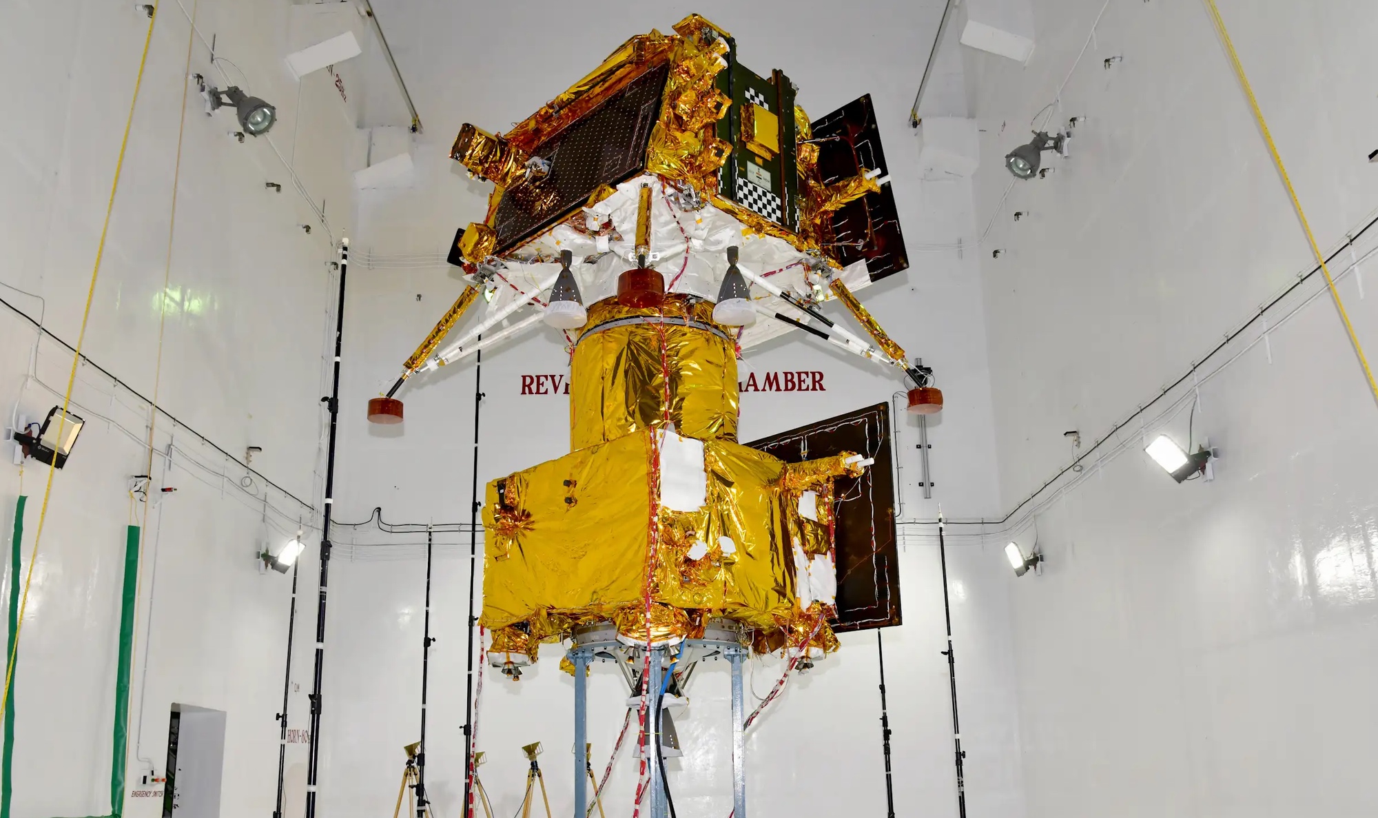 Індія повернула силовий модуль Chandrayaan-3 на орбіту Землі