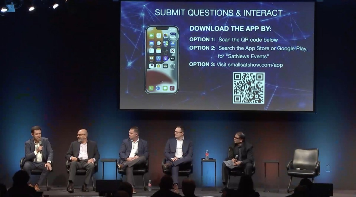 Receiving space-based safety signals from the air and sea